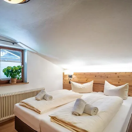 Ferienhaeuser * Mayrhofen