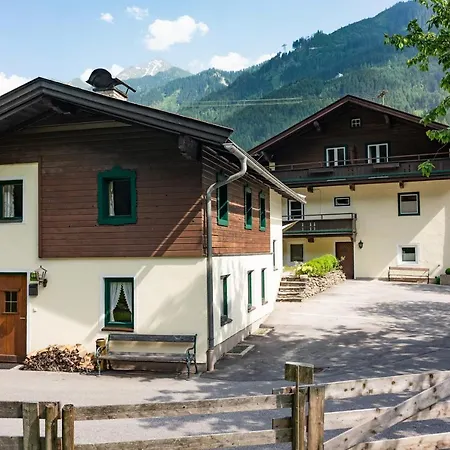 Chalet Ferienhaeuser