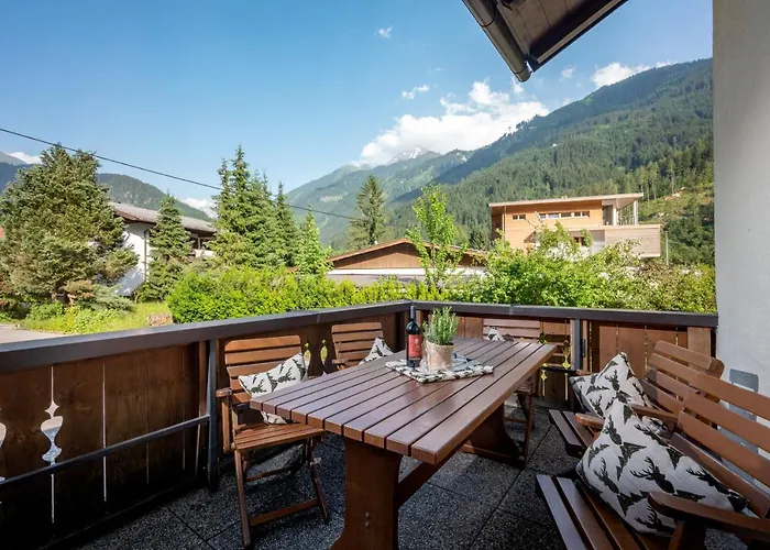 Alpstuga Ferienhaeuser *